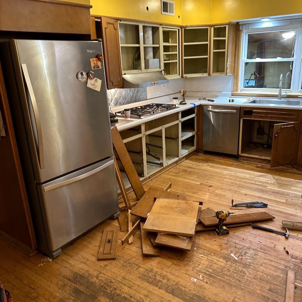 Source One Hardwood Flooring - Before kitchen - Flooring Near Me Source One Hardwood Flooring - Before kitchen - Flooring Near Me