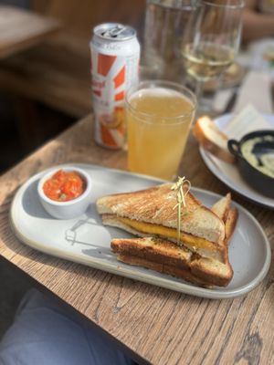 Horsefeather SF by null