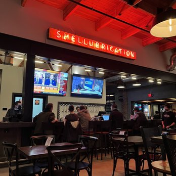 Double Clutch Brewing - Bar and main seating area with TVs - Breweries Near Me - Evanston, Illinois