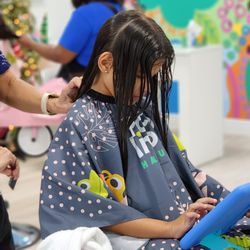 Piccolinos Haircuts - Having fun while getting a haircut, that's how we do it!