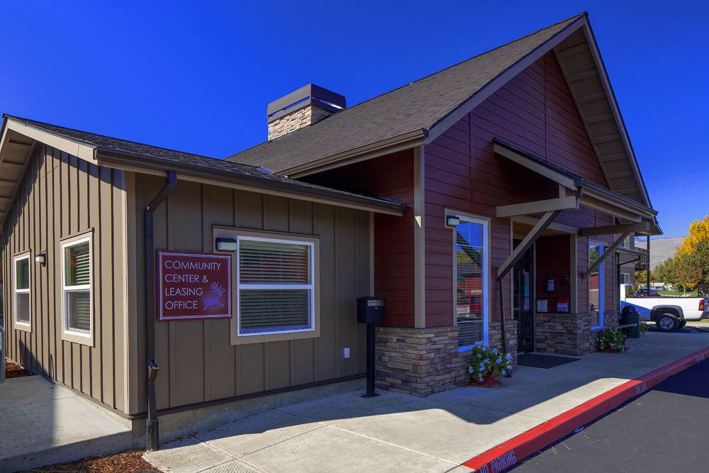 SUNRISE ESTATES APARTMENTS Updated September 2024 32 Photos 2700