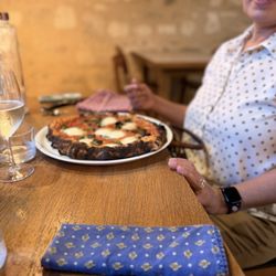 Osteria Pizzeria da Bartolo - Margarita Pizza