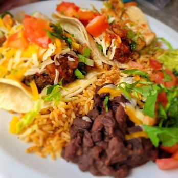 Milagros Food - Chicken and beef tacos - Tex-Mex Near Me - Paia, Hawaii Milagros Food - Chicken and beef tacos - Tex-Mex Near Me - Paia, Hawaii