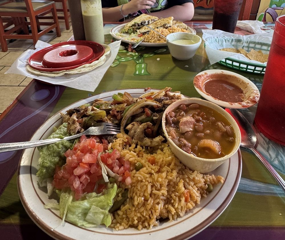 Taqueria El Mexicano Logo
