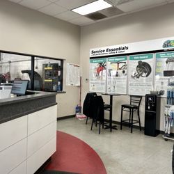 Mavis Discount Tire - Inside waiting area