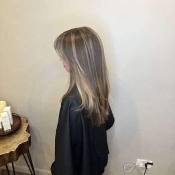 Baci Salon Boutique - Peekaboo blonding - Hair Salons Near Me - Countryside, Illinois Baci Salon Boutique - Peekaboo blonding - Hair Salons Near Me - Countryside, Illinois
