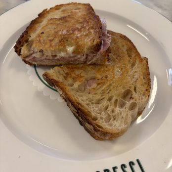 Cresci - Pizza Near Me - Rome, RM