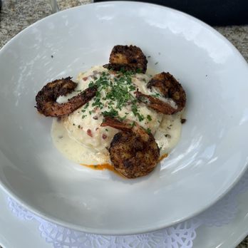 PIER 22 - Shrimp & Grits - New American Near Me - Bradenton, Florida