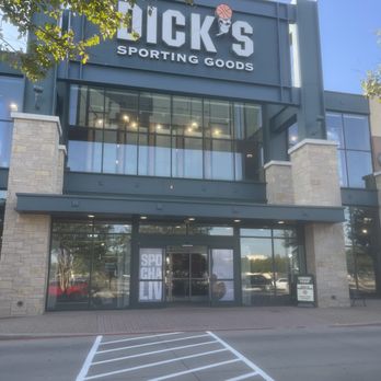DICK'S Sporting Goods - 09/29/23 - Sports Wear Near Me - Allen, Texas