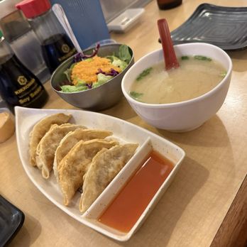 Oishii - Sushi Bars Near Me - Houston, Texas
