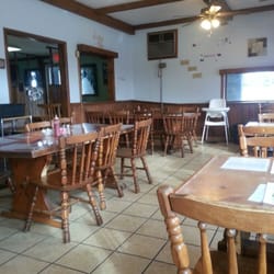 Spanky's - Dining area.