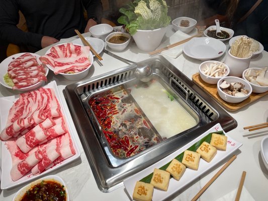 Shancheng Lameizi Hot Pot by null