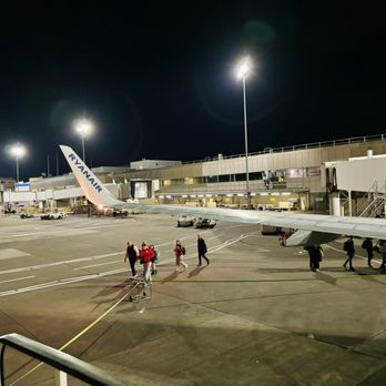 Edinburgh Airport - Edinburgh Airport_Yelp_Sanju-32 - Airports Near Me - Edinburgh, EDH