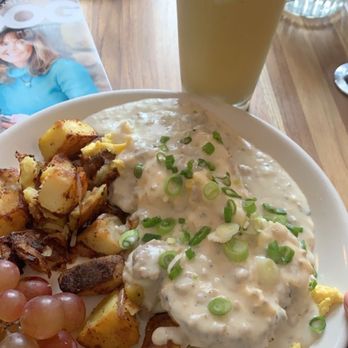 Lucky's Cafe - Biscuits - Coffee & Tea Near Me - Cleveland, Ohio