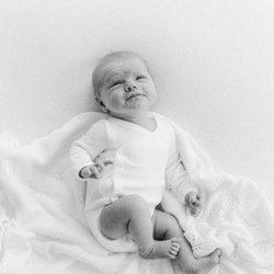 Danielle Hobbs Photography - Newborn photography in neutral studio with relaxed posing
