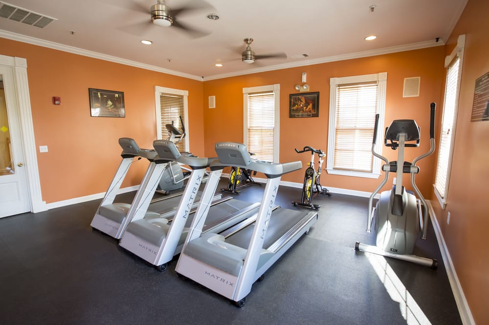 LENOX HILLS APARTMENTS Updated October 2024 13 Photos & 13 Reviews