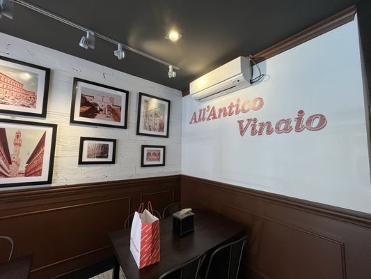 All’Antico Vinaio by null