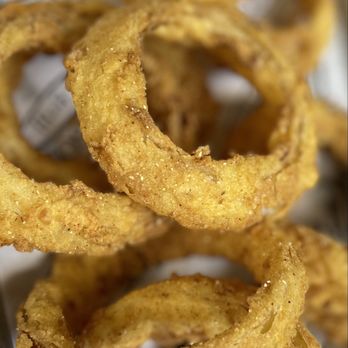 Mason's Grill - a pile of onion rings - American Near Me - Baton Rouge, Louisiana