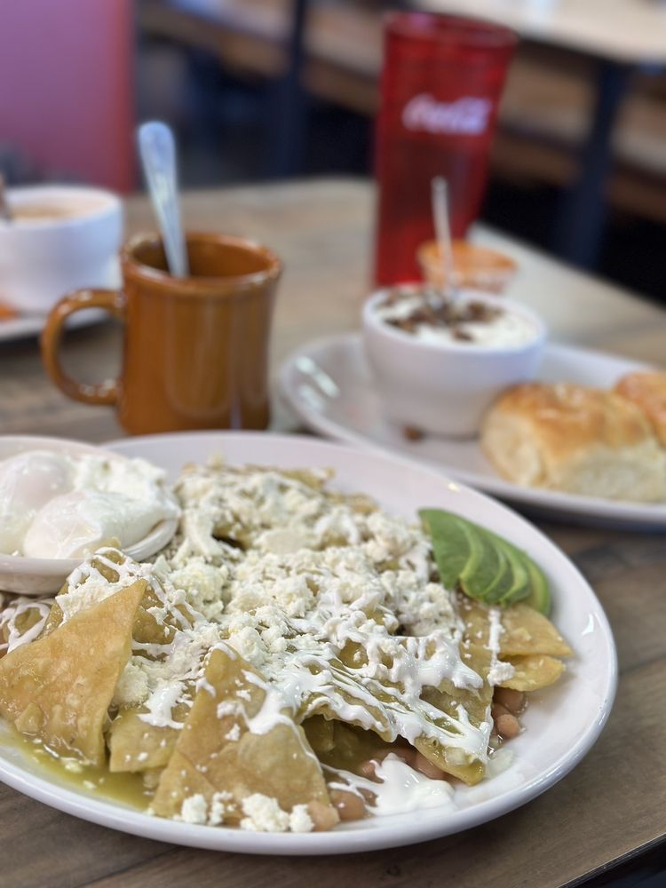 Eggcellent & Things Cafe