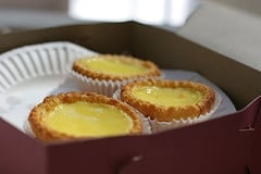 Golden Gate Bakery by null