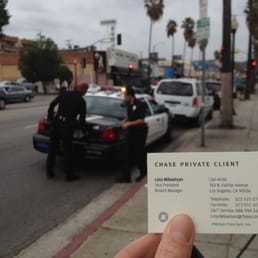 This is a picture of the LAPD leaving the Chase Branch at 310 Fairfax. A Chase Banker called the police on a loyal customer. Bad This is a picture of the LAPD leaving the Chase Branch at 310 Fairfax. A Chase Banker called the police on a loyal customer. Bad