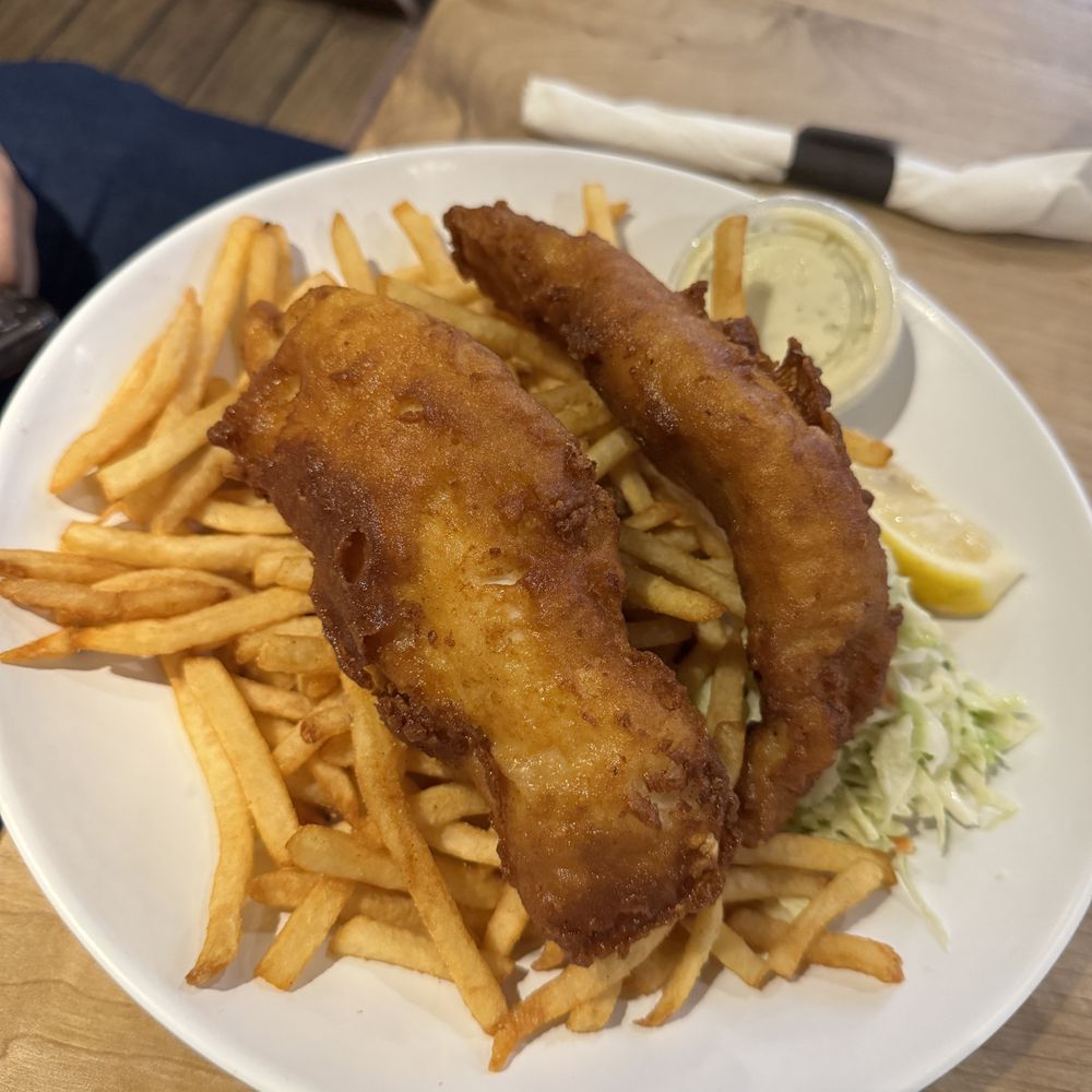Market Street Catch - Haddock fish fry with fries - Seafood Near Me - Toronto, Ontario