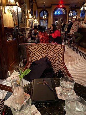 French 75 Bar by null