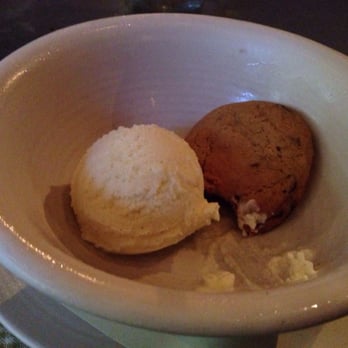 Agricola Eatery - Bent spoon vanilla with homemade cookie - New American Near Me - Princeton, New Jersey
