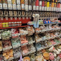 Cravins Candy Emporium