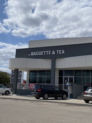 Baguette & Tea by null
