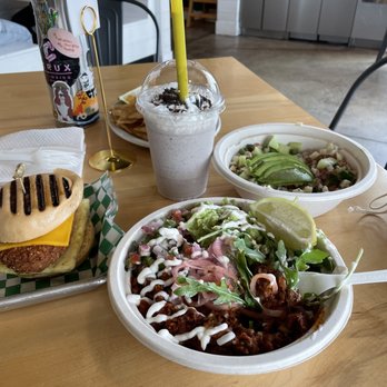Plantology - Oaxaca bowl, ceviche, honey butter chicken sandwich - Vegan Near Me - San Antonio, Texas Plantology - Oaxaca bowl, ceviche, honey butter chicken sandwich - Vegan Near Me - San Antonio, Texas