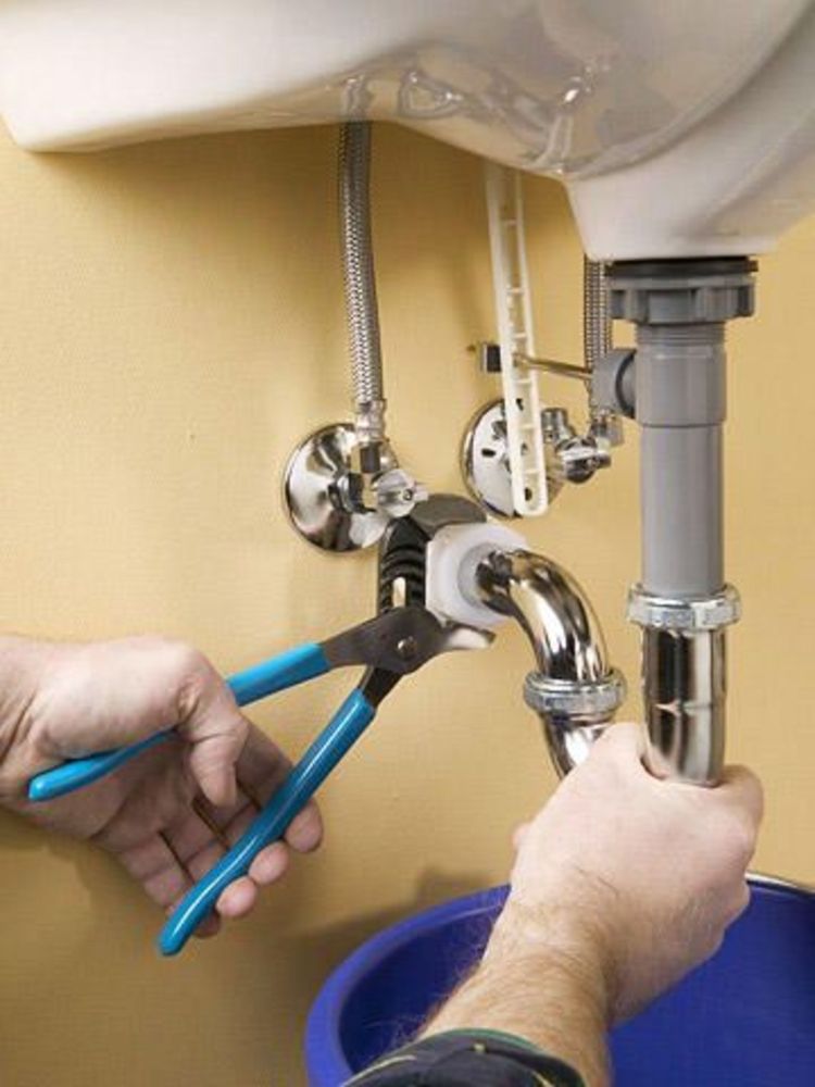 Slide of AquaGuard Plumbing Solutions