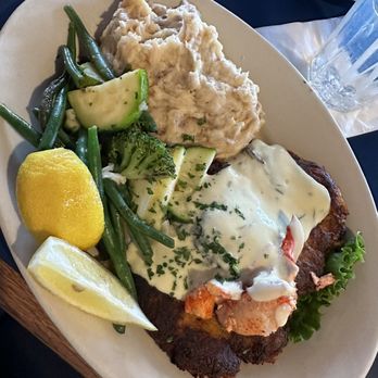 Boston Sail Loft - Mashed potatoes, veggies, crab patties, and a bit of a lobster meat. - Bars Near Me - Boston, Massachusetts