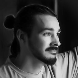Cannon Cams Productions - Head shot
