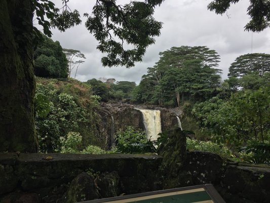Wailuku River State Park by null