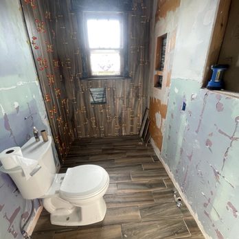 Quality Construction - The bathroom walls and floor are waterproof, installed a membrane water barrier and sealed the drywall. - Handyman Near Me - Poplar Bluff, Missouri
