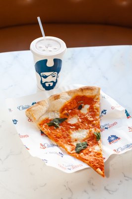 Claudio's Pizza by null