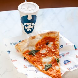 Claudio's Pizzeria