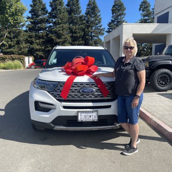DuPratt Ford Dixon - Love my Explorer Limited - Car Dealers Near Me - Dixon, California