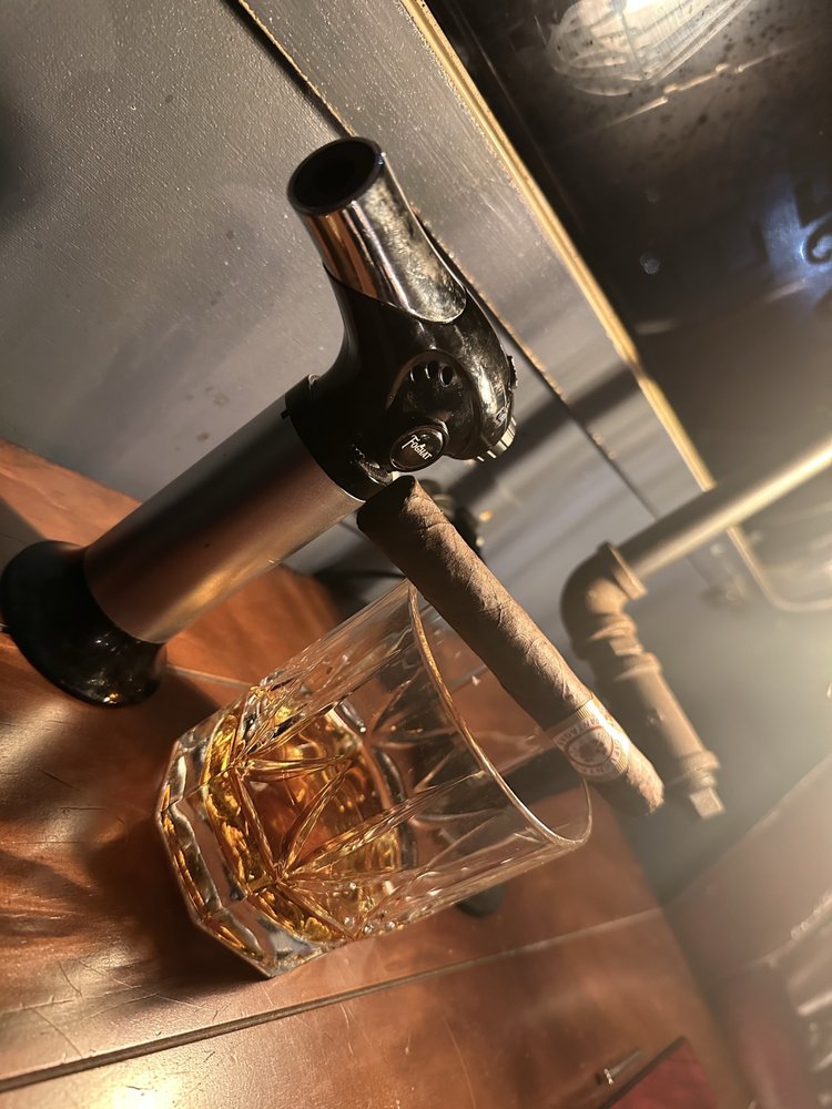 SILVER SMOKE CIGARS Updated May 2024 25 Photos 120 Westview Place, High Point, North