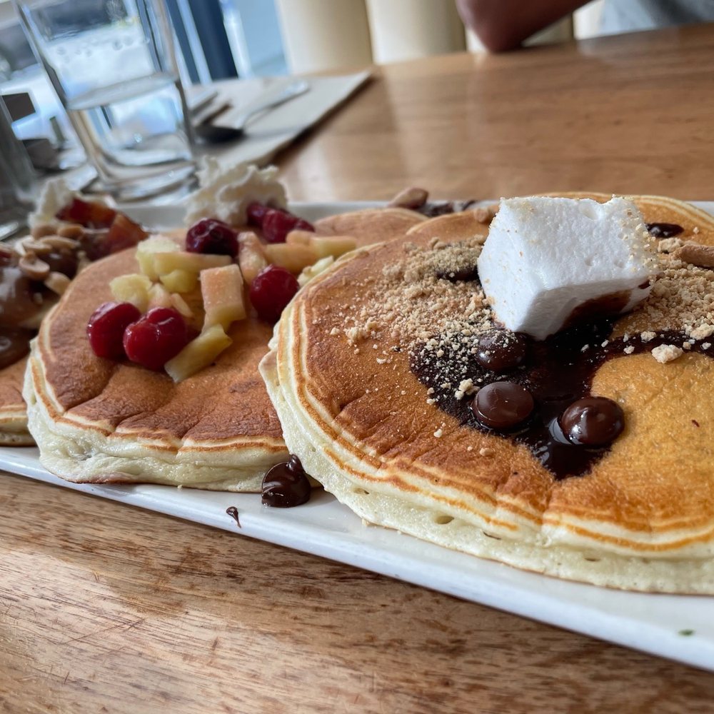 Benedict's - Pancake flight - Breakfast & Brunch Near Me - Wayzata, Minnesota