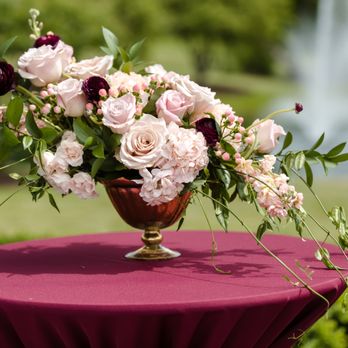 Blooming Flowers - Florists Near Me - Elk Grove Village, Illinois