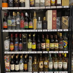 Cary Hill Liquors