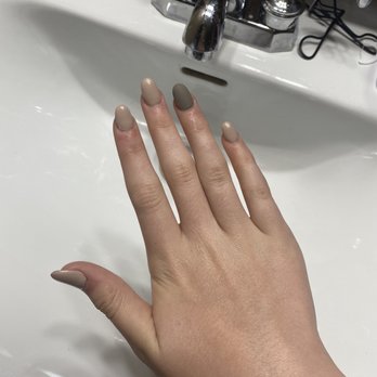 Tech Nail 2 - if you wanna see more of their work look at @lucyphan1020 on instagram:)) - Nail Salons Near Me - Lake Zurich, Illinois