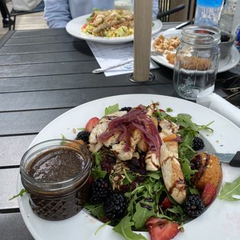 Juniper on Main - Forsyth Fig Salad - Southern Near Me - Carmel, Indiana