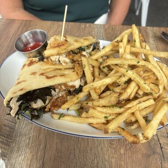Le Petit Marché - Fried chicken and kale on flatbread - Breakfast & Brunch Near Me - Atlanta, Georgia