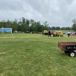 Calie's Acre - Pumpkin Patch, Weddings & Event Venue