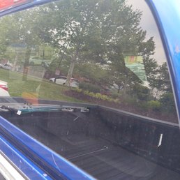 Rear window after their $39 wash. Not clean! Rear window after their $39 wash. Not clean!