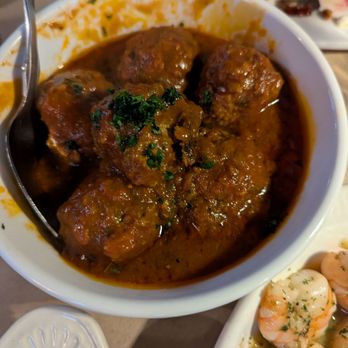 Si Tapas - Meatballs - Spanish Near Me - Dallas, Texas