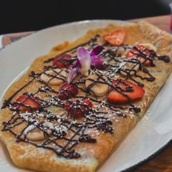 Belle Vie Bistro - Strawberry Banana Nutella Crepe